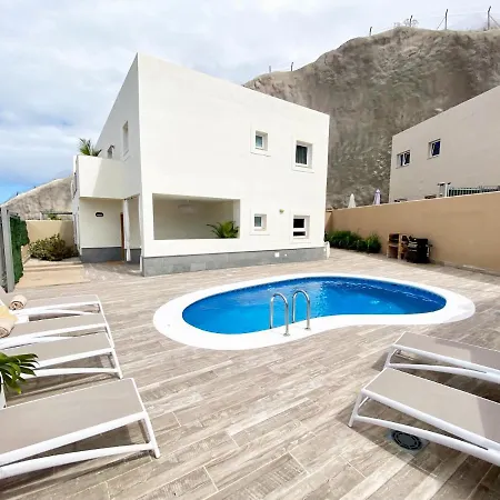 Luxury San Borondon Private Heated Pool Free Car Except Christmas Villa *
