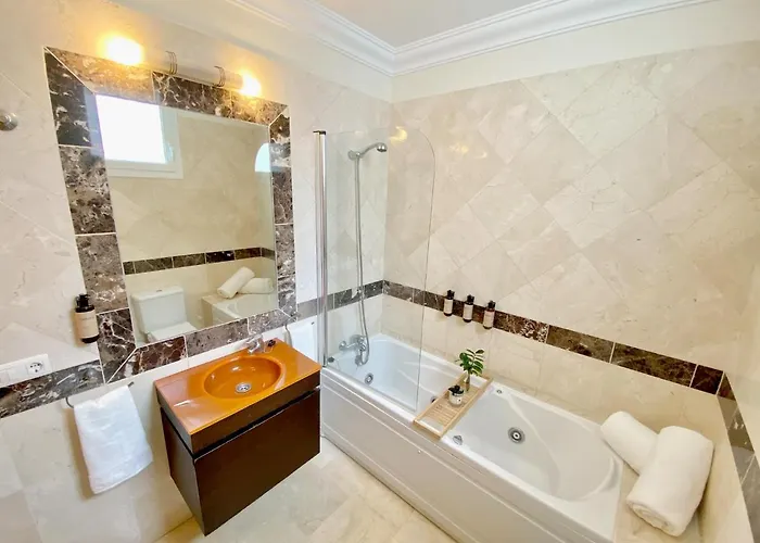 Luxury San Borondon Private Heated Pool Free Car Except Christmas