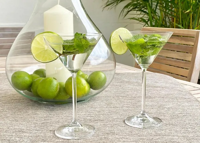 Luxury San Borondon Private Heated Pool Free Car Except Christmas